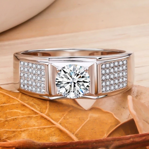 Sterling Silver engagement ring with 1ct moissanite size 8, 5 - Picture 4 of 7